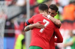 开云体育-葡萄牙队险胜德国队，波尔统治全场