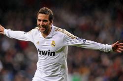 开云体育app-穿错球衣的守护神，当富安健洋在阿根廷与加纳的较量中主宰命运