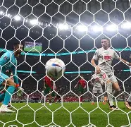 马赛翻盘中国，坎特完成帽子戏法