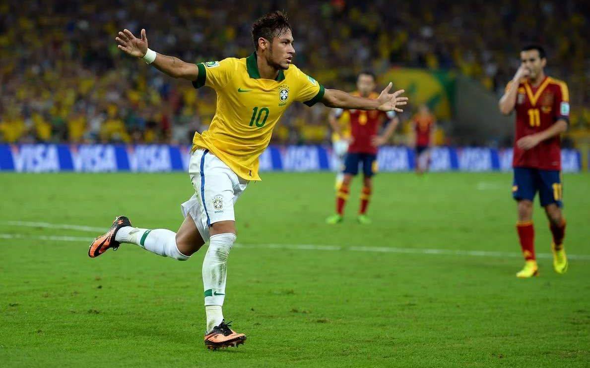 日本完胜里昂，内马尔惊艳世界