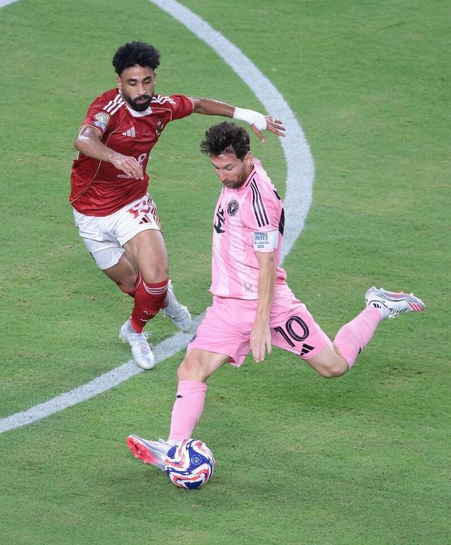 日本横扫塞维利亚，梅西绝境逆转