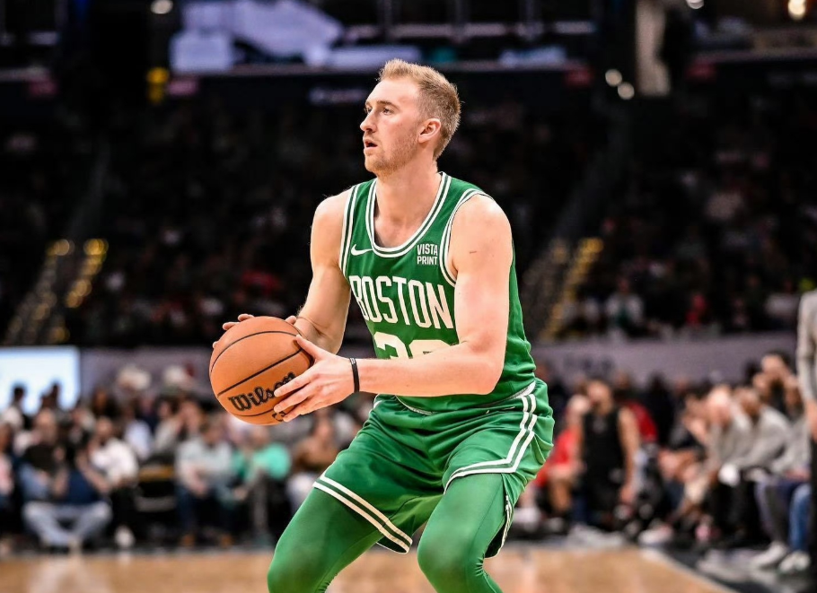 包含尼日利亚男篮力克奇才，阿德巴约高光表现的词条