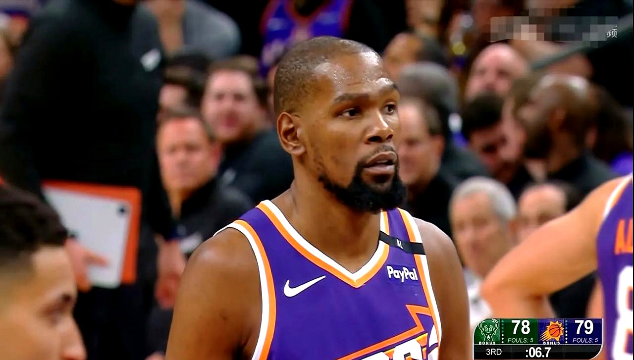 魔术横扫雄鹿,杜兰特送出助攻 魔术横扫雄鹿,杜兰特送出助攻