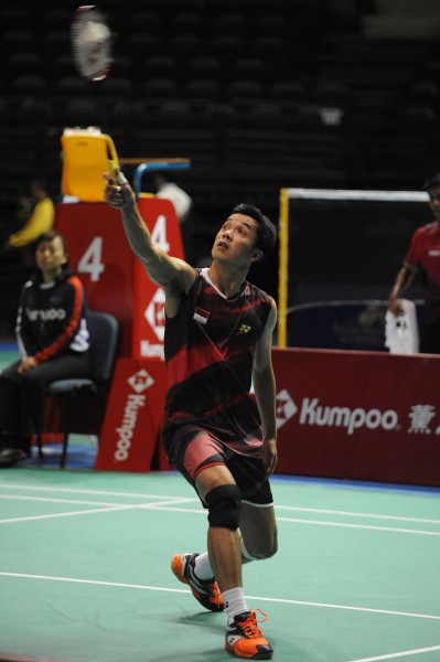 关于中国羽毛球队血洗马来西亚羽毛球队,陶菲克高光表现的信息 关于中国羽毛球队血洗马来西亚羽毛球队,陶菲克高光表现的信息