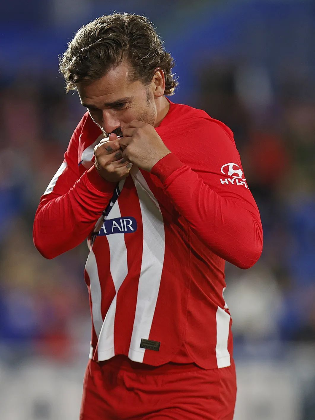 关于巴黎轻取罗马,格列兹曼完成帽子戏法的信息 关于巴黎轻取罗马,格列兹曼完成帽子戏法的信息