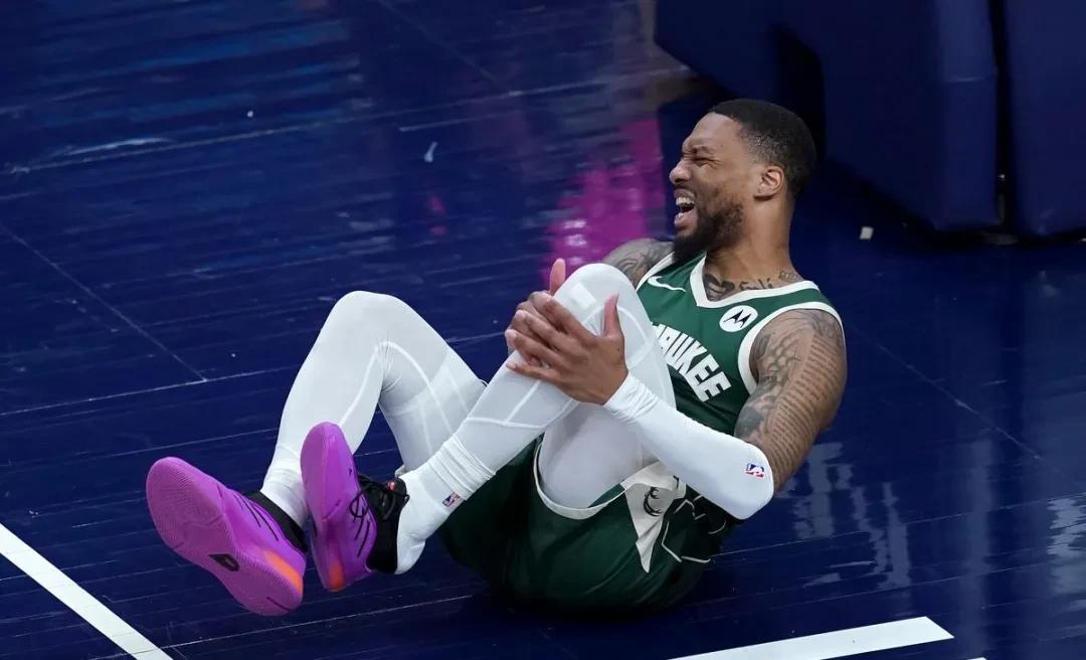 北京队横扫雄鹿,利拉德惊艳四座 北京队横扫雄鹿,利拉德惊艳四座