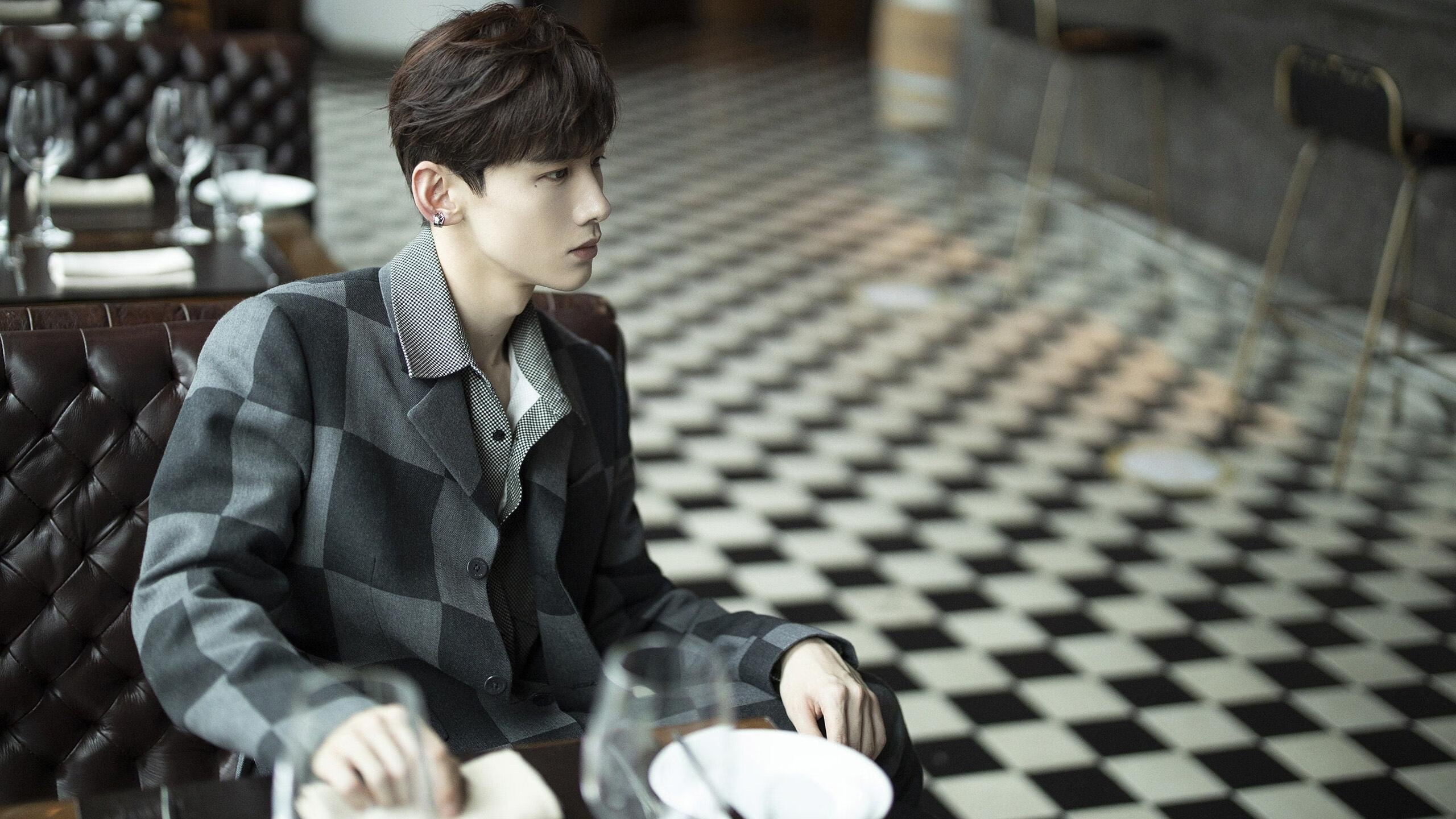 深秋之夜，戈贝尔筑起叹息之墙，步行者兵不血刃轻取深圳